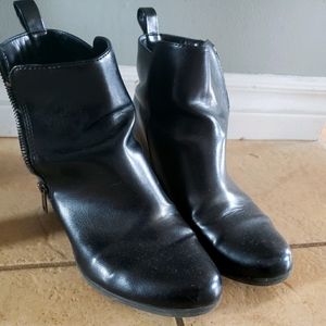 Ankle boots